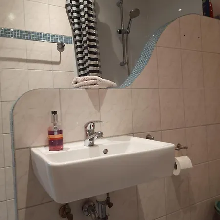 Hamburg Vor Der Tür * Pinneberg